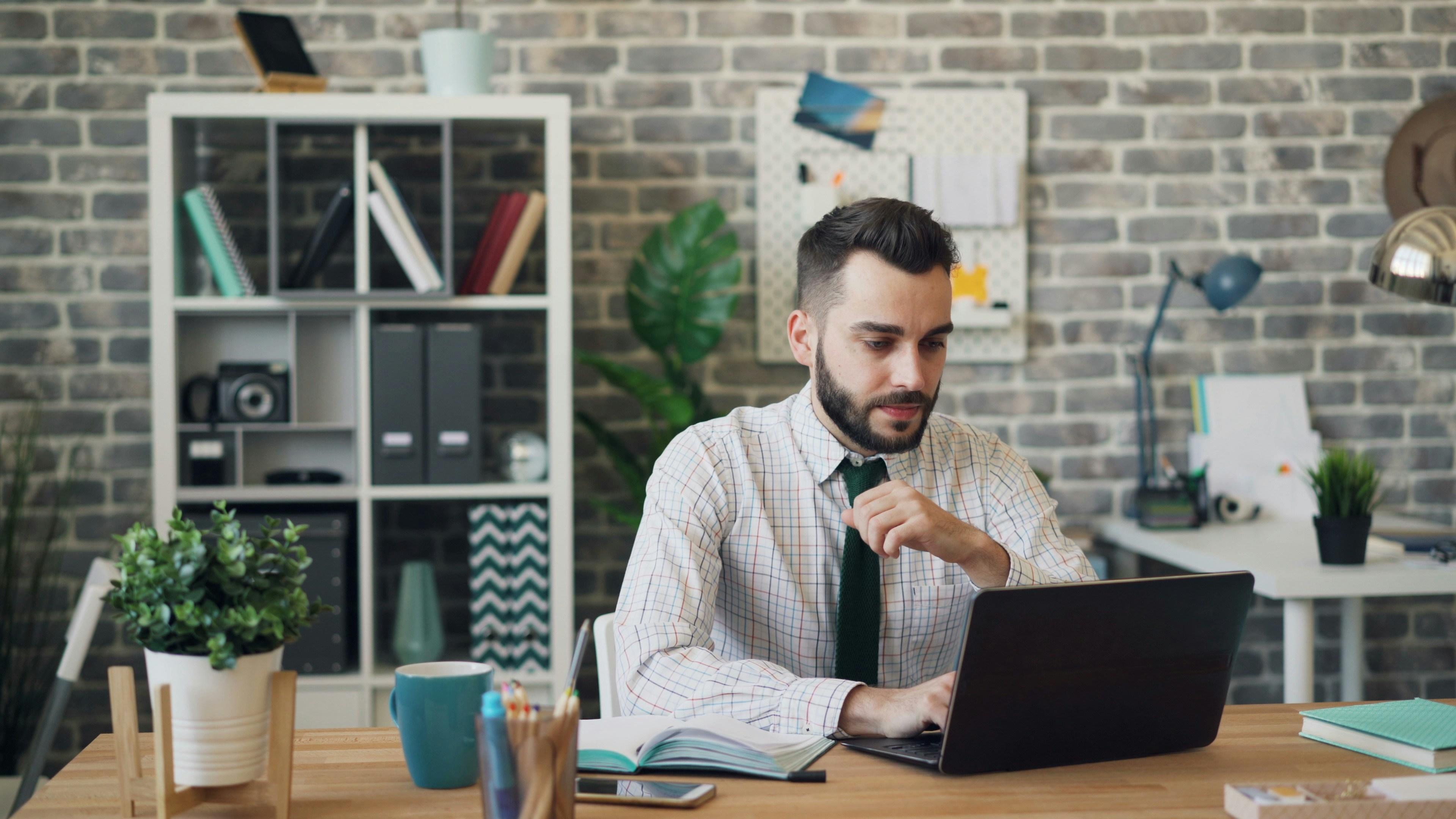 man looking upset - Organizing Small Business Bookkeeping
